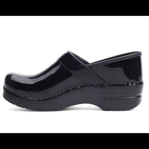 Dansko  Clogs Size 38 Black ombre